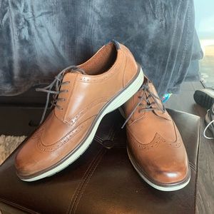 Brown Nunn Bush Wing Tip shoes- size 11M